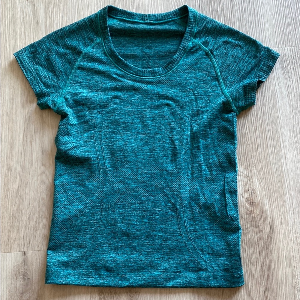 Lululemon Swiftly Tech Cropped Short-Sleeve Shirt